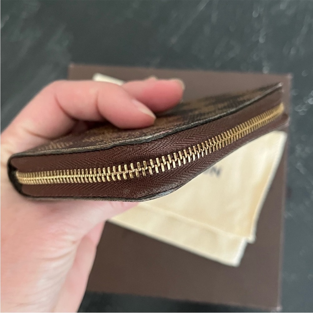 Louis Vuitton Damier Ebene Zippy Coin Purse - Picture 14 of 16